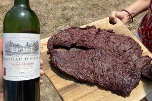 Pièce de viande avec Château d'Eyran rouge 1999